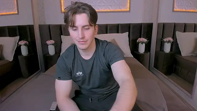 MarkYeti online show from 11-24-25, 07:08