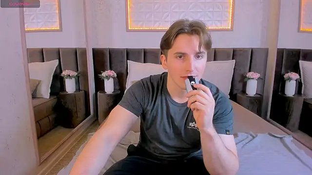 MarkYeti online show from 11-19-25, 01:00