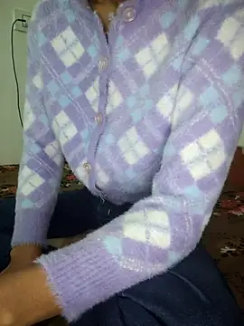 Vanshika sharma12 online show from 12-18-25, 03:49