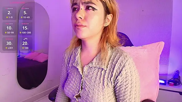 NinaSakura Eup online show from 12-18-25, 11:36