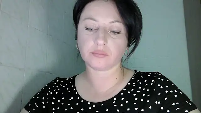 Snapshot of MelinaAx chatting on 06-09-26, 08:10 MelinaAx online show from 06-09-26, 08:10