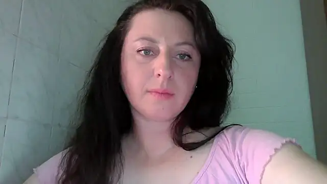 Snapshot of MelinaAx chatting on 06-24-26, 08:06 MelinaAx online show from 06-24-26, 08:06
