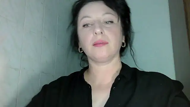 Snapshot of MelinaAx chatting on 06-07-26, 07:41 MelinaAx online show from 06-07-26, 07:41
