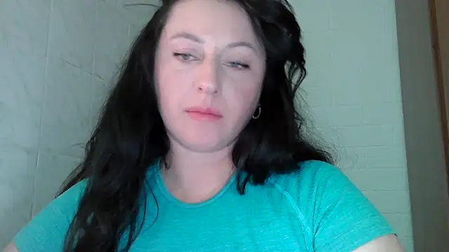 Snapshot of MelinaAx chatting on 06-15-26, 07:57 MelinaAx online show from 06-15-26, 07:57