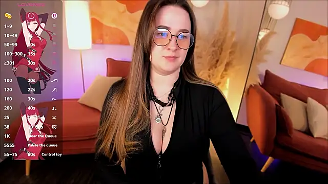 EmmaBloomm online show from 03-04-26, 01:13