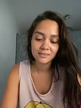 carolsapequinha online show from 04-02-26, 04:13