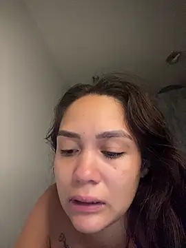 carolsapequinha online show from 04-05-26, 08:32