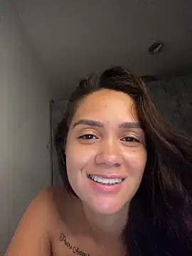 carolsapequinha online show from 04-04-26, 12:01