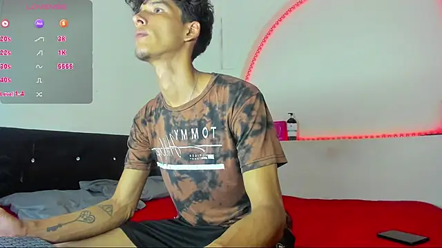 kaiborman00 online show from 04-02-26, 03:02