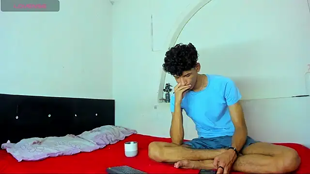 kaiborman00 online show from 03-03-26, 03:02