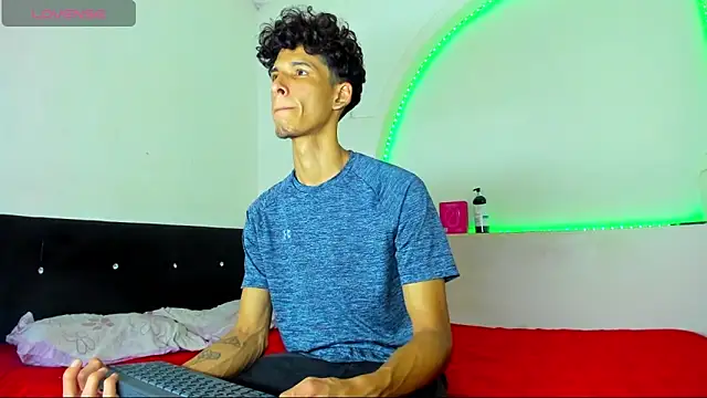 kaiborman00 online show from 03-02-26, 04:02