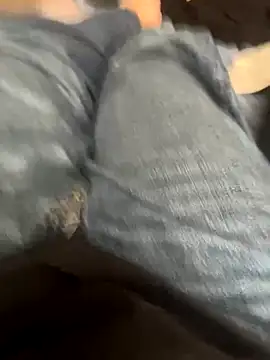 Manuelst11928 online show from 11-12-25, 07:18