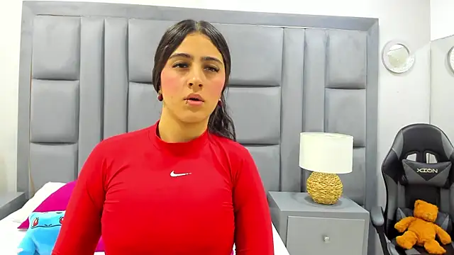 LuisaFranco online show from 12-23-25, 11:09