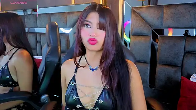 IssaJones  online show from 02-28-26, 08:52