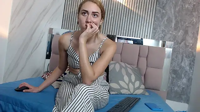 hanna  palmer1 online show from 01-13-26, 05:06