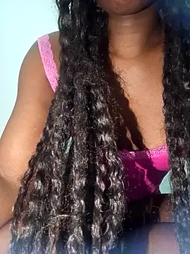 Snapshot of mirna96 chatting on 04-15-26, 07:18 mirna96 online show from 04-15-26, 07:18