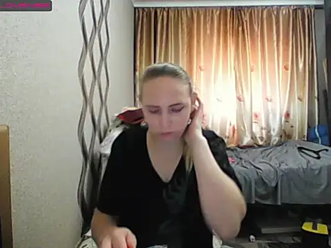 JenniDeep online show from 11-29-25, 04:12