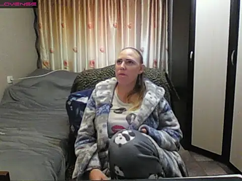 JenniDeep online show from 05-10-26, 11:47