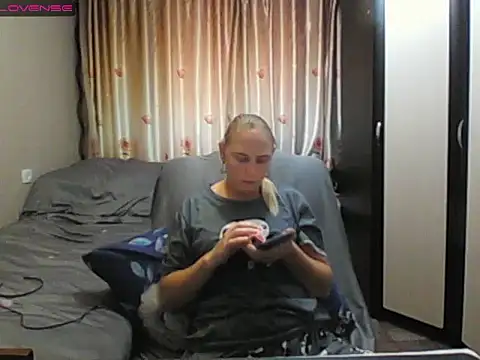 JenniDeep online show from 07-06-26, 08:43