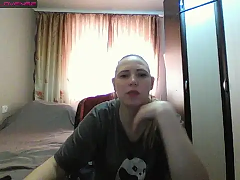 JenniDeep online show from 02-15-26, 05:52