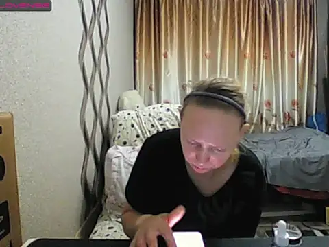 JenniDeep online show from 12-01-25, 08:21