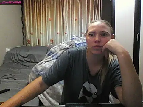 JenniDeep online show from 06-11-26, 04:26