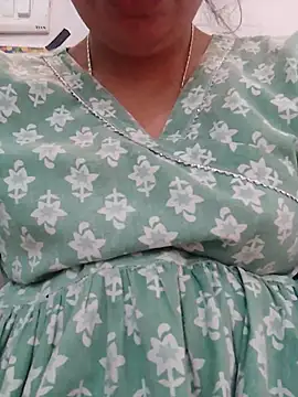 isha sharma2002 online show from 11-23-25, 04:44