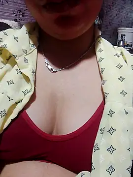 isha sharma2002 online show from 11-18-25, 03:26