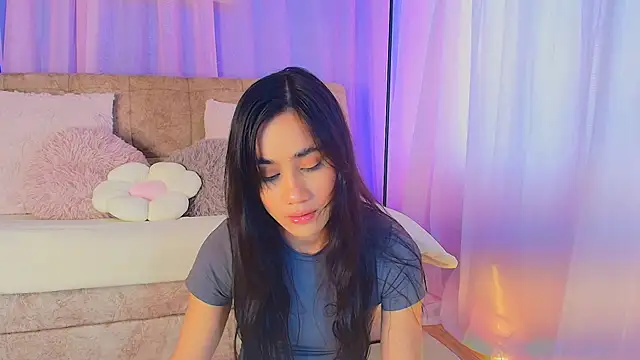 Snapshot of lizzy_kane chatting on 05-30-26, 08:03 lizzy kane online show from 05-30-26, 08:03