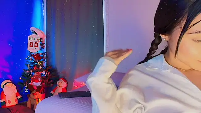 lizzy kane online show from 12-22-25, 08:09