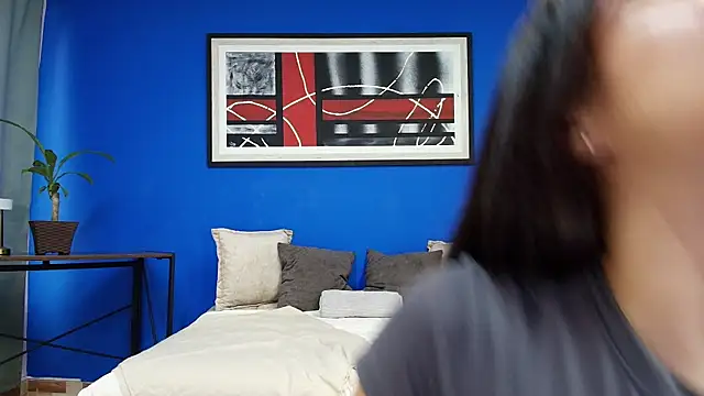 lizzy kane online show from 11-12-25, 08:23