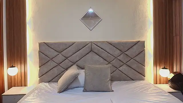 Laracooper  online show from 03-09-26, 08:01