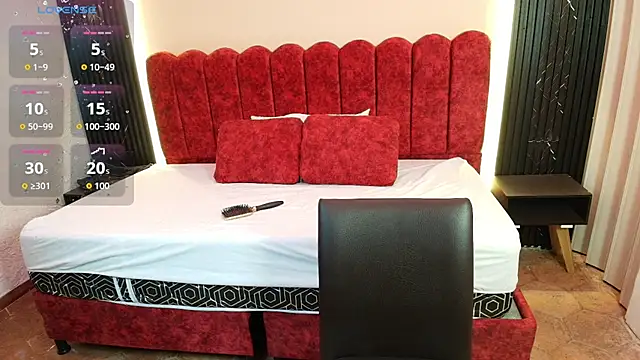 Laracooper  online show from 03-07-26, 12:21