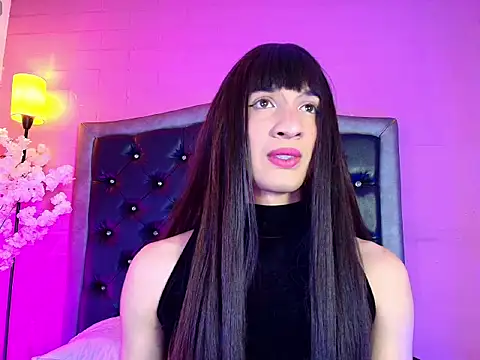 AlexiaHearts online show from 12-20-25, 01:25