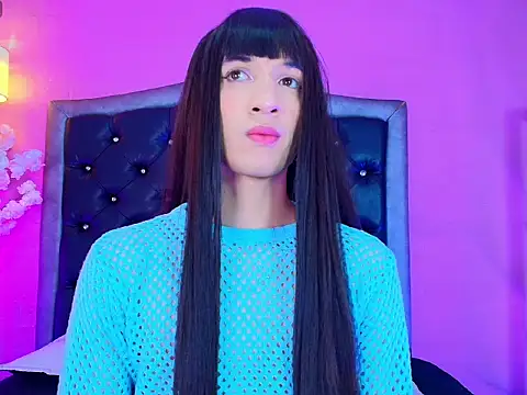 AlexiaHearts online show from 12-22-25, 04:12