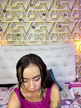 Snapshot of MelanyyJhonson15 chatting on 05-14-26, 02:30 MelanyyJhonson15 online show from 05-14-26, 02:30