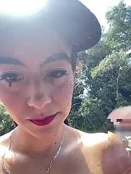 Snapshot of MelanyyJhonson15 chatting on 07-13-26, 04:06 MelanyyJhonson15 online show from 07-13-26, 04:06