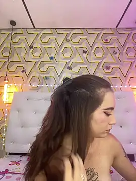 MelanyyJhonson15 online show from 04-03-26, 02:29