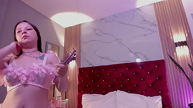 Danna-Rouse online show from 03-31-26, 07:38