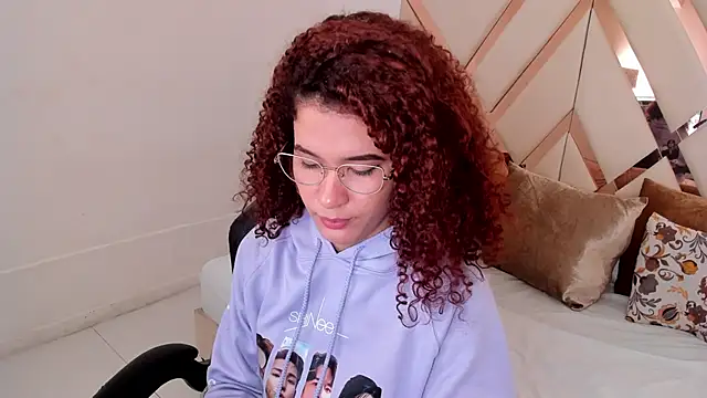 avrilwaynee online show from 01-07-26, 11:59