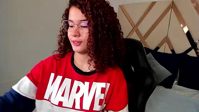 avrilwaynee online show from 12-18-25, 11:58