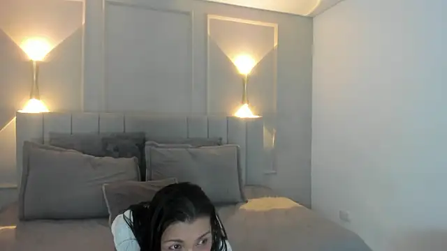 Dulce emi online show from 03-24-26, 12:27