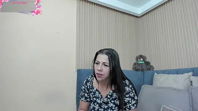 Dulce emi online show from 12-16-25, 12:09