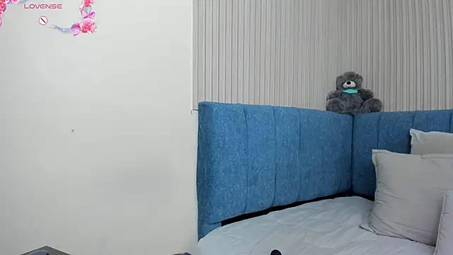 Dulce emi online show from 02-22-26, 01:46