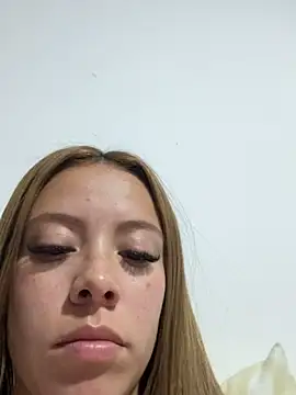 Abbiejohnson online show from 06-06-26, 04:07