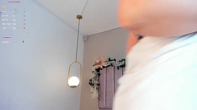 AnnaNoval 10 online show from 11-20-25, 12:28