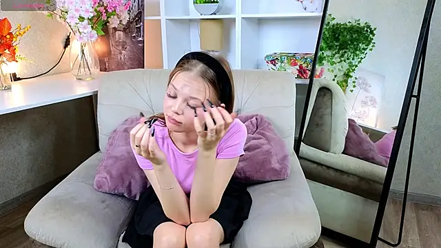 Snapshot of BillyFinnel chatting on 11-18-25, 05:05 BillyFinnel online show from 11-18-25, 05:05