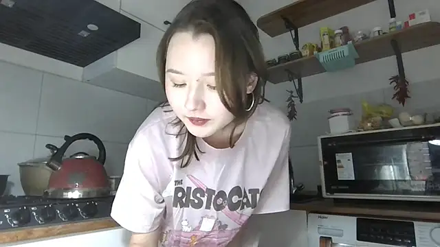 Snapshot of DeenaCaho chatting on 11-20-25, 03:45 DeenaCaho online show from 11-20-25, 03:45