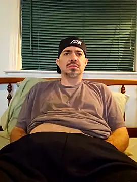 Snapshot of wilburydeznutz chatting on 11-14-25, 09:35 wilburydeznutz online show from 11-14-25, 09:35