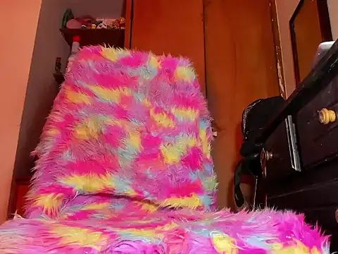 saracush17 online show from 11-29-25, 02:39